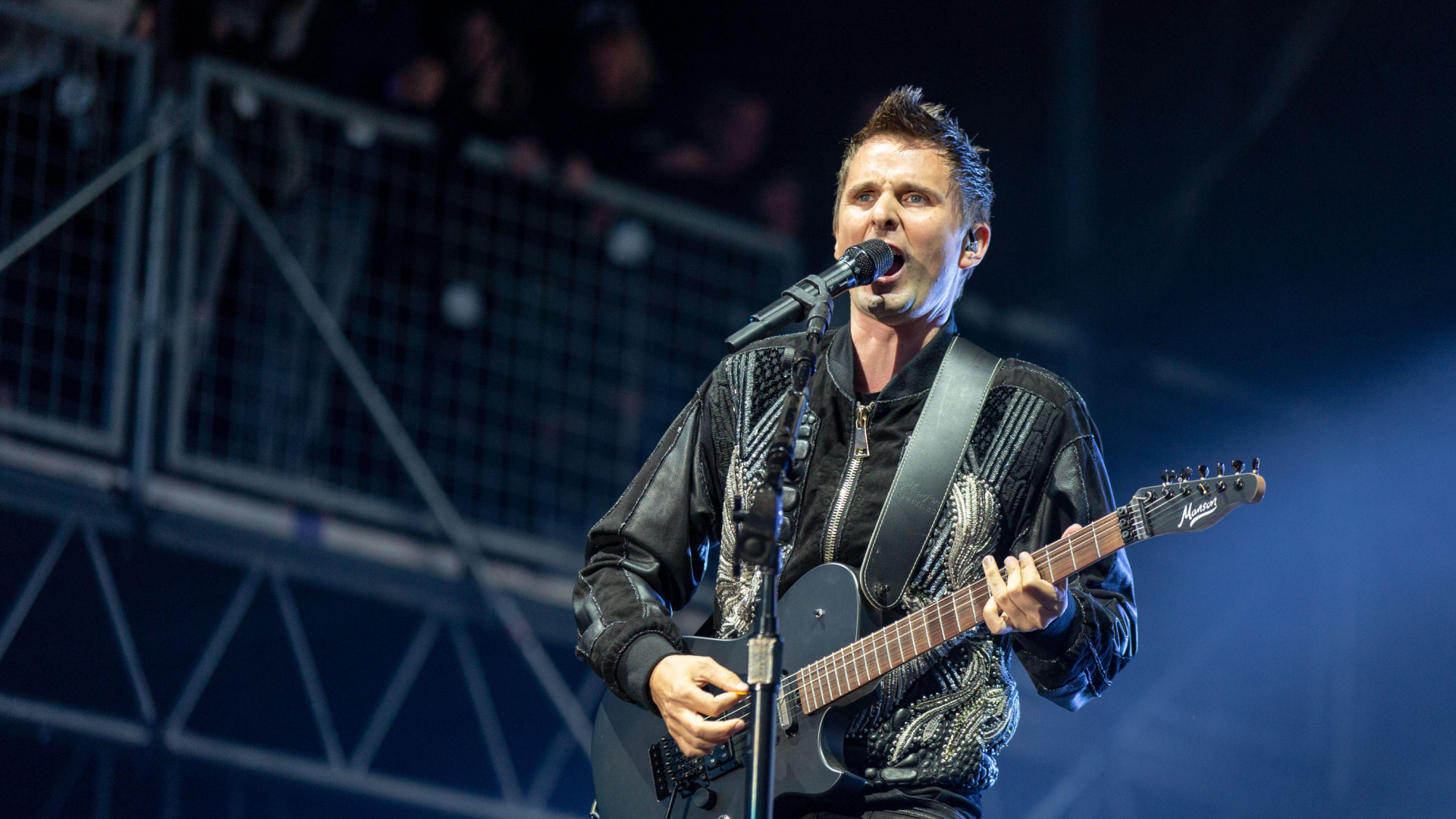 una-posible-abduccion-y-otras-curiosidades-de-matt-bellamy-(muse)