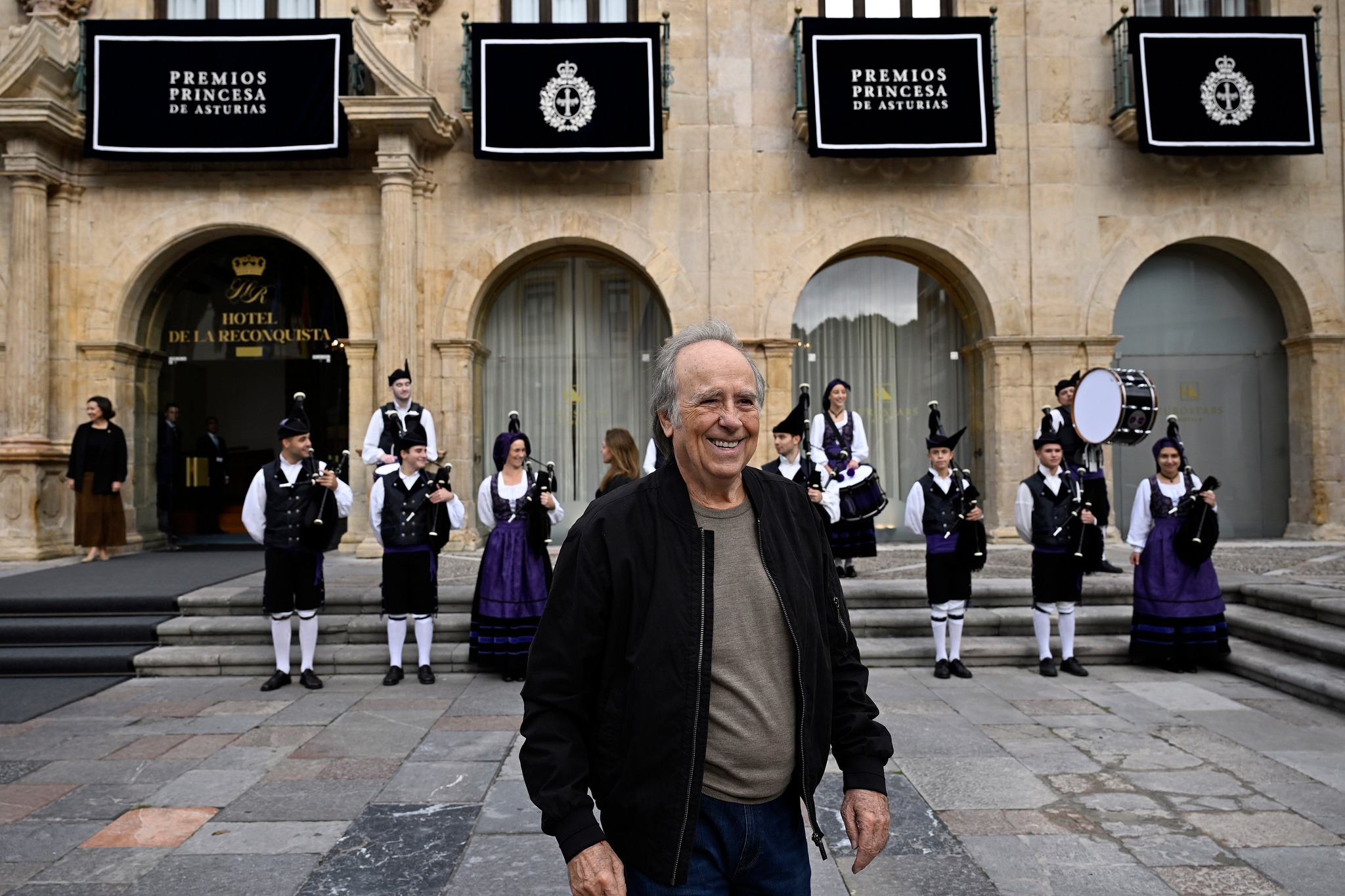 serrat,-tentado-a-dar-marcha-atras