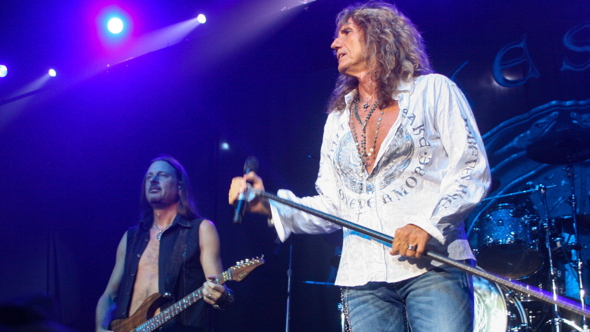 ¿whitesnake-no-sale-de-gira-por-david-coverdale?-reb-beach-explica-los-motivos