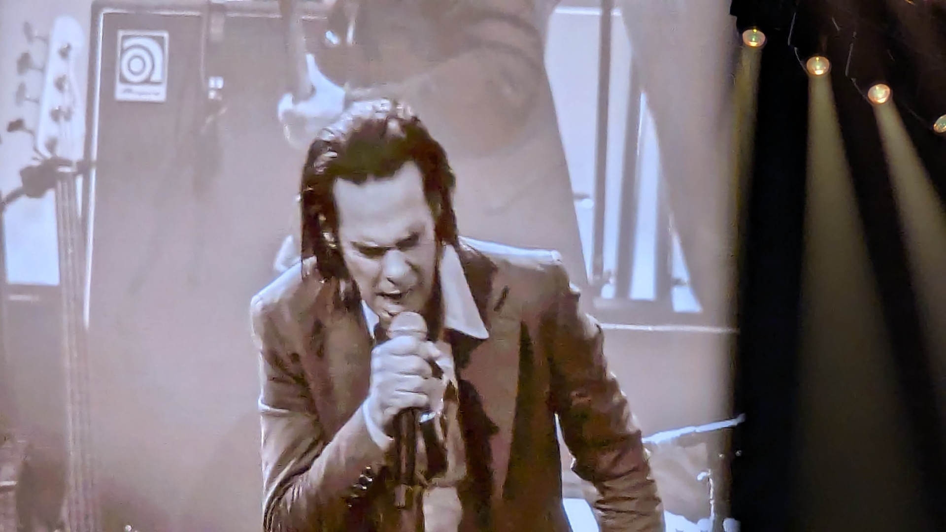 cronica-de-nick-cave-en-madrid:-lo-de-siempre-pero-mejor