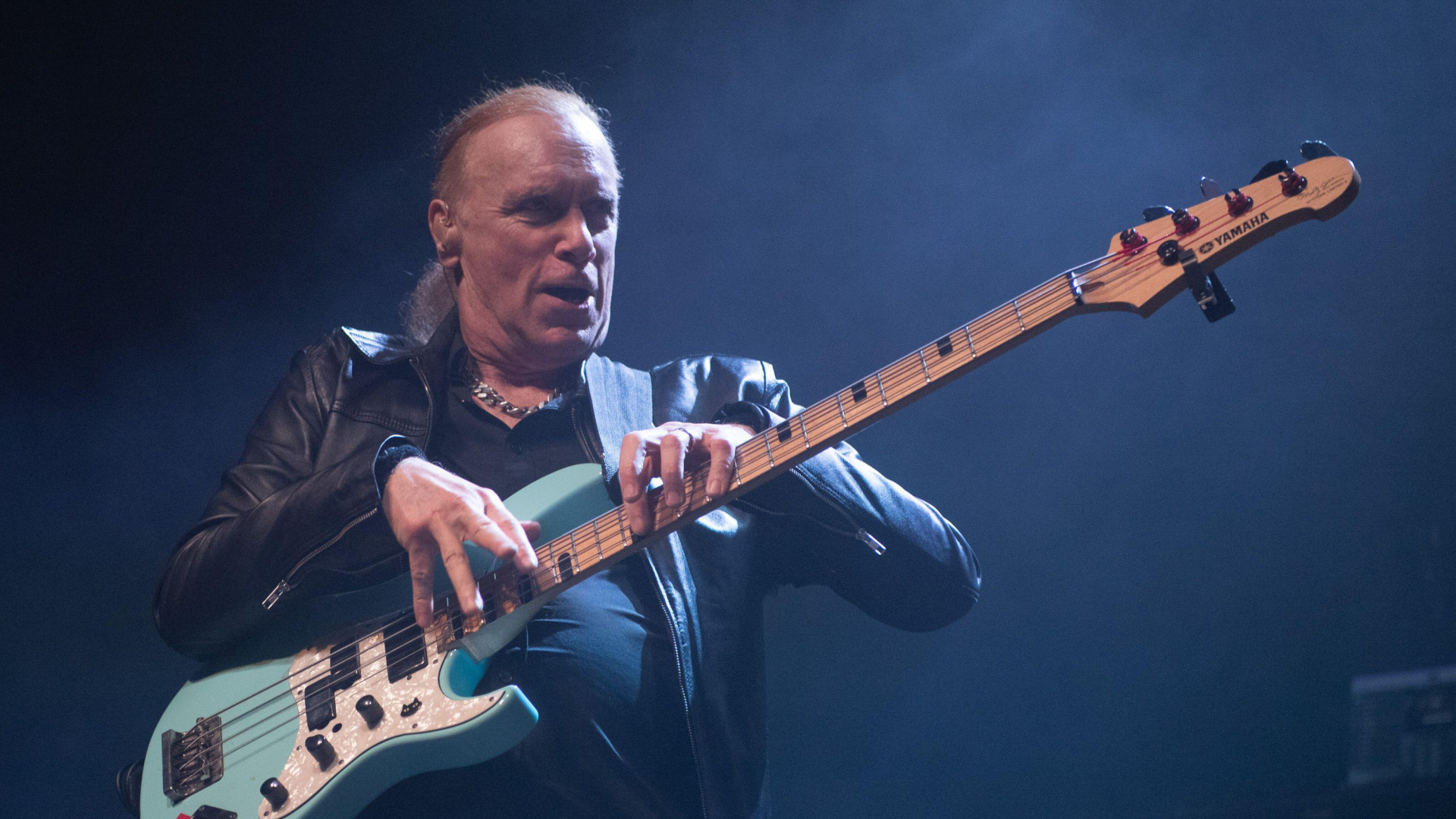 billy-sheehan-es-contundente-sobre-la-retirada-de-mr.-big:-“el-final-es-el-final”