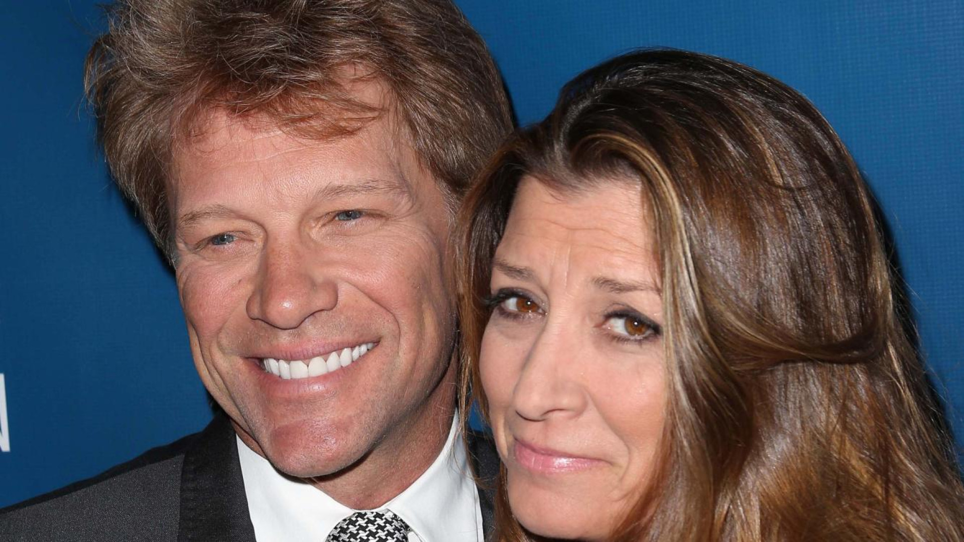 bon-jovi-y-su-boda-secreta-en-las-vegas-con-su-novia-de-toda-la-vida:-el-triunfo-de-un-amor-solido-y-autentico