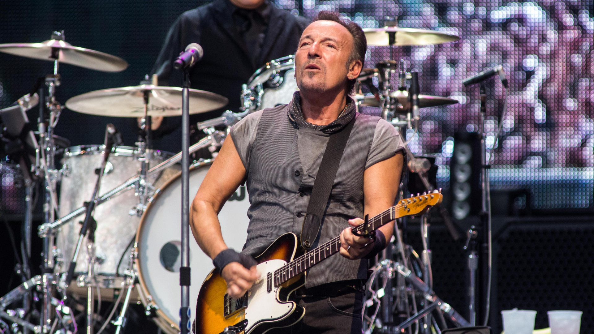 bruce-springsteen-se-hace-viral-tras-tocar-la-cancion-de-“ghostbusters”-(‘cazafantasmas’)-en-directo:-este-es-el-video