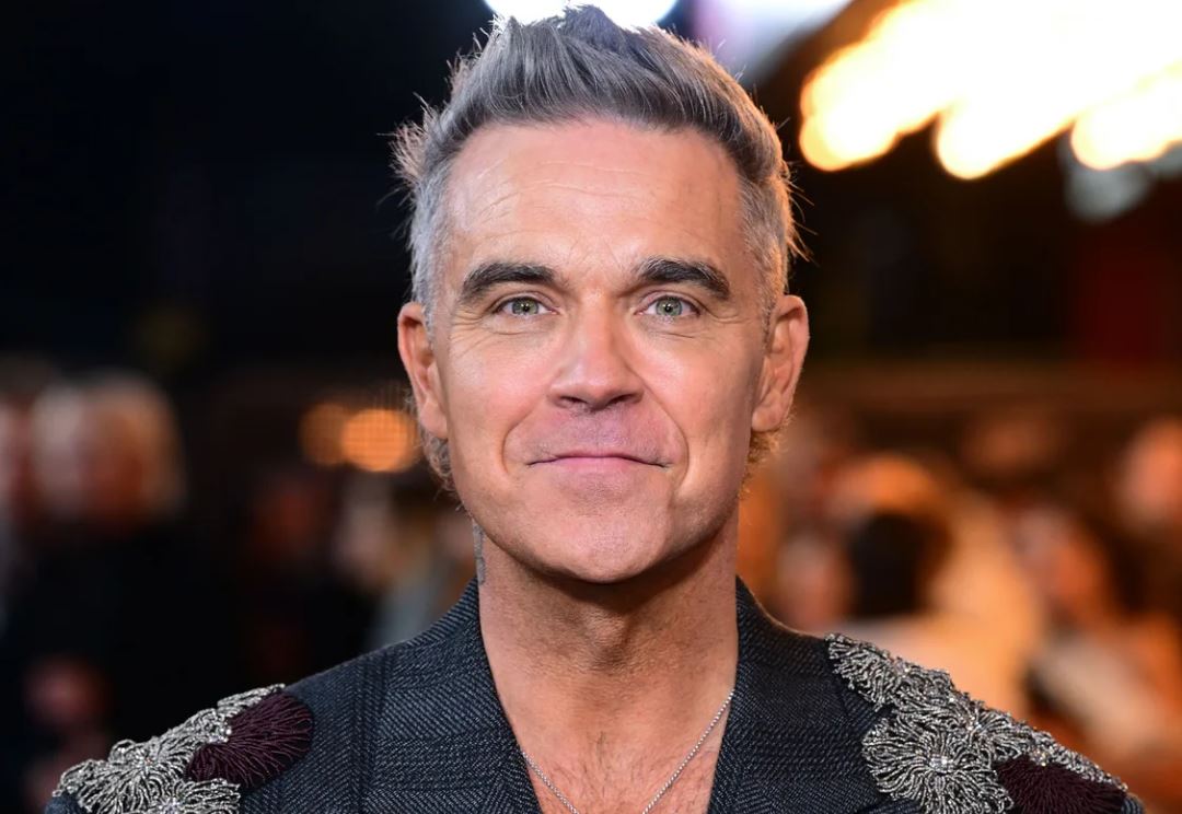 robbie-williams-sobrepasa-el-medio-siglo