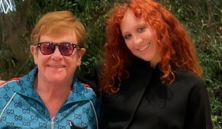 elton-john-se-convierte-en-el-mayor-apoyo-de-chappell-roan