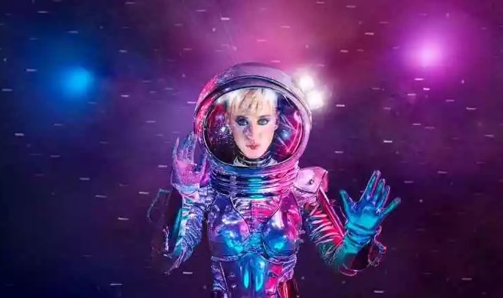 katy-perry,-una-superestrella-literalmente-en-el-espacio