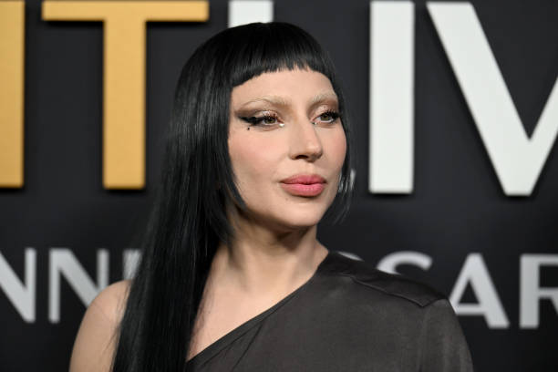lady-gaga-sorprende-a-un-grupo-de-fans