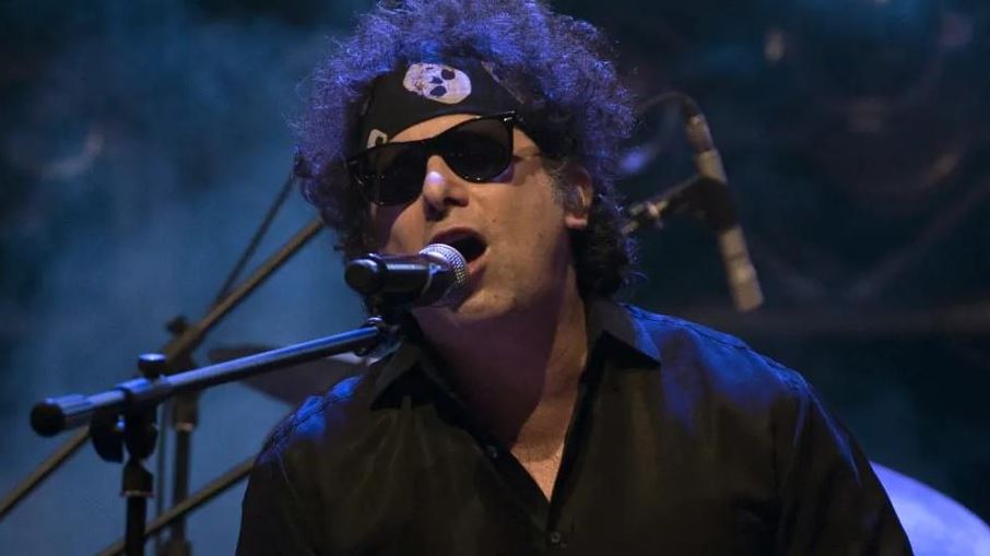 calamaro-abandona-un-concierto-tras-ser-abucheado