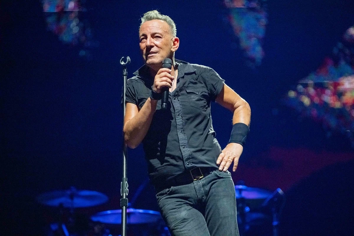 springsteen-lanza-disco-en-vivo-con-ataques-directos-a-donald-trump