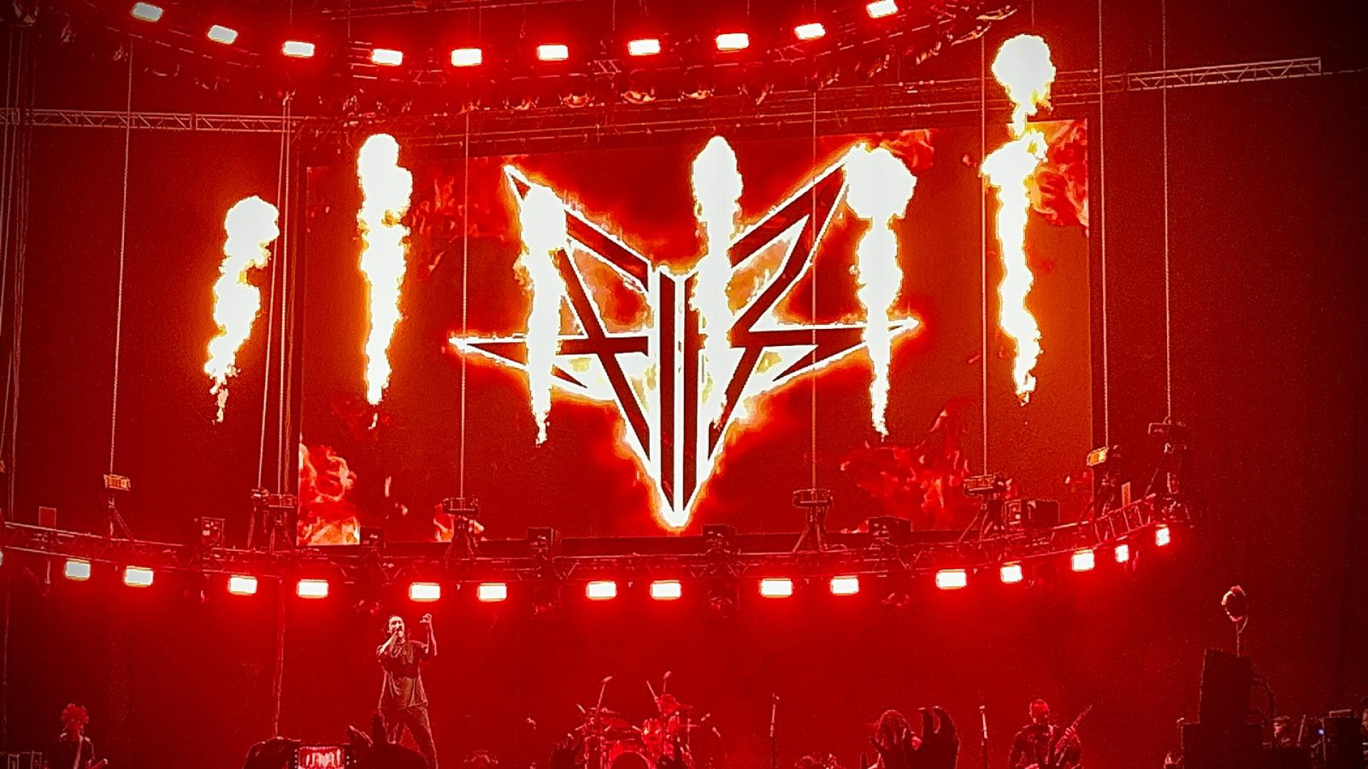 falling-in-reverse-en-madrid:-make-america-great-again