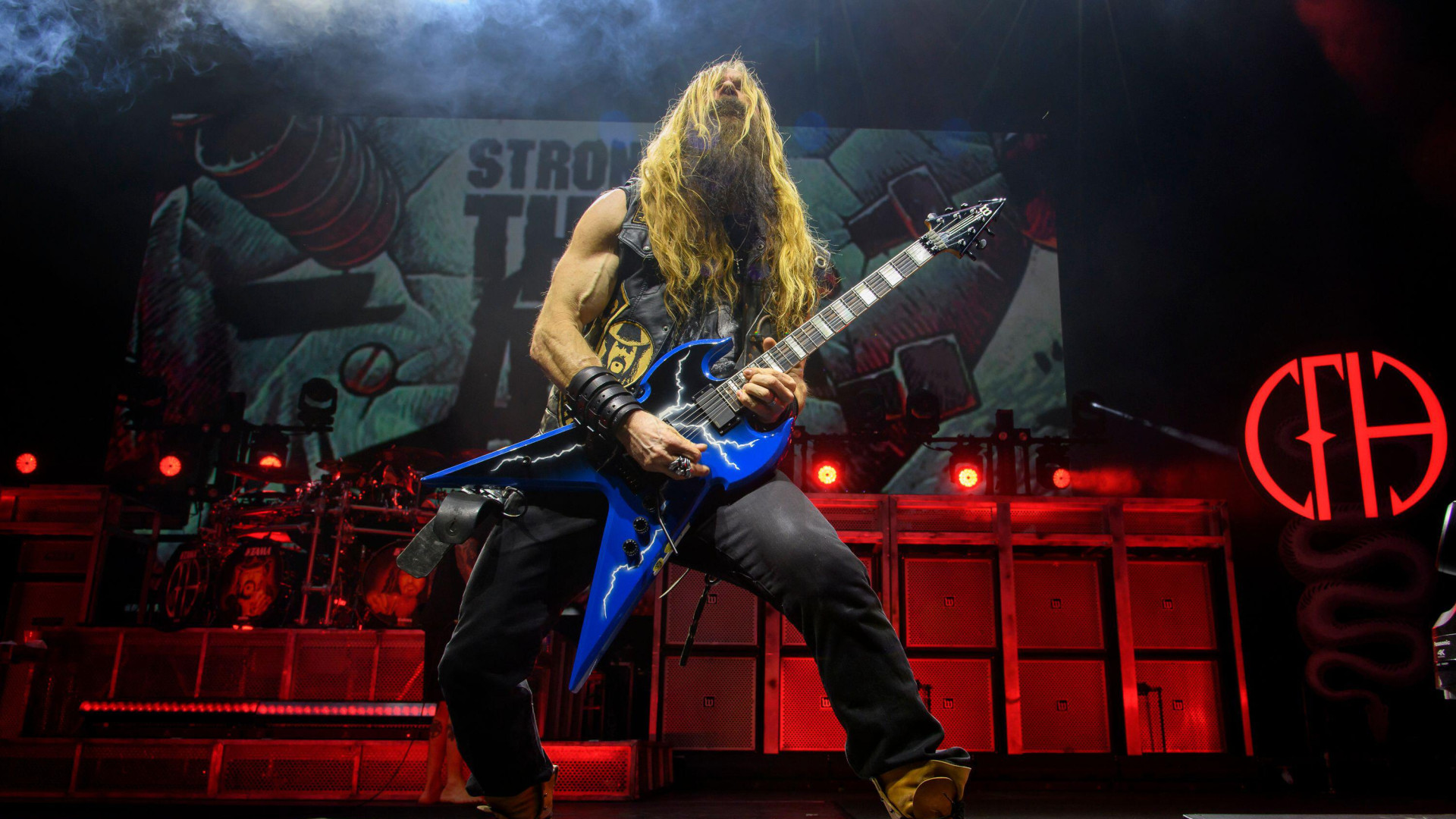 zakk-wylde-se-sincera-sobre-como-es-salir-de-gira-con-pantera:-“cuantos-chicos-jovenes”