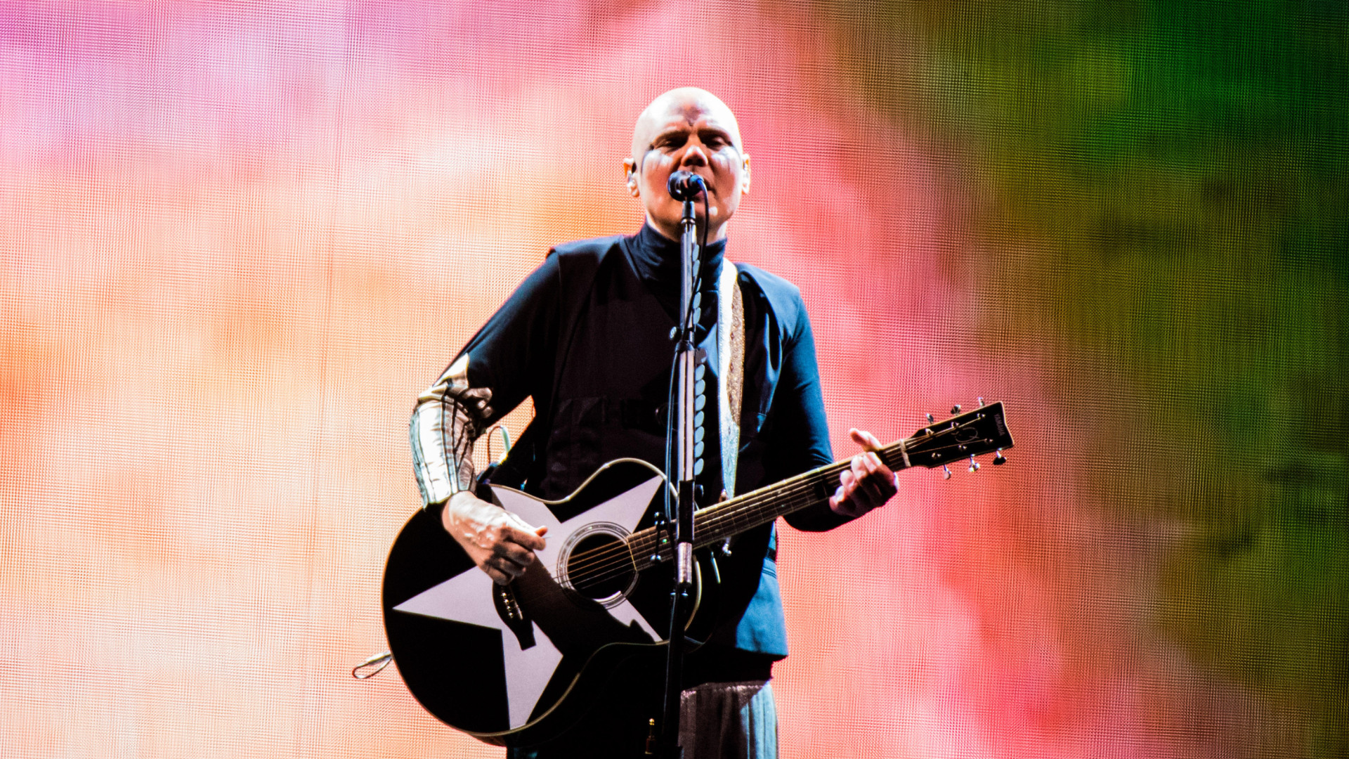 el-problema-de-smashing-pumpkins-cuando-el-metal-era-considerado-“estupido”:-“si-tocabas-un-solo,-tenia-que-ser-ironico”