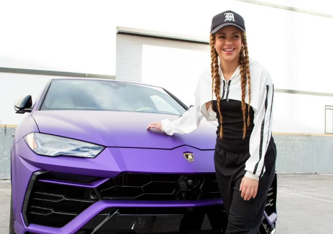 shakira-da-a-conocer-al-ganador-del-concurso-de-su-lamborghini