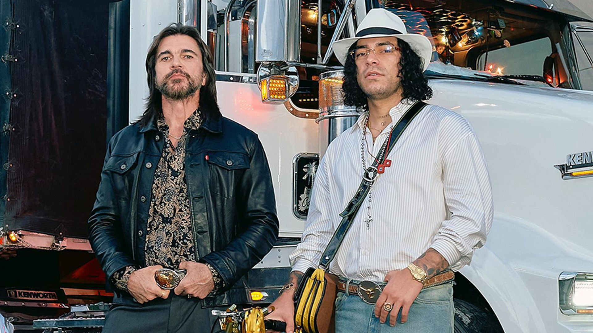 juanes-enciende-la-navidad-con-ryan-castro-y-su-‘chucu-chucu’