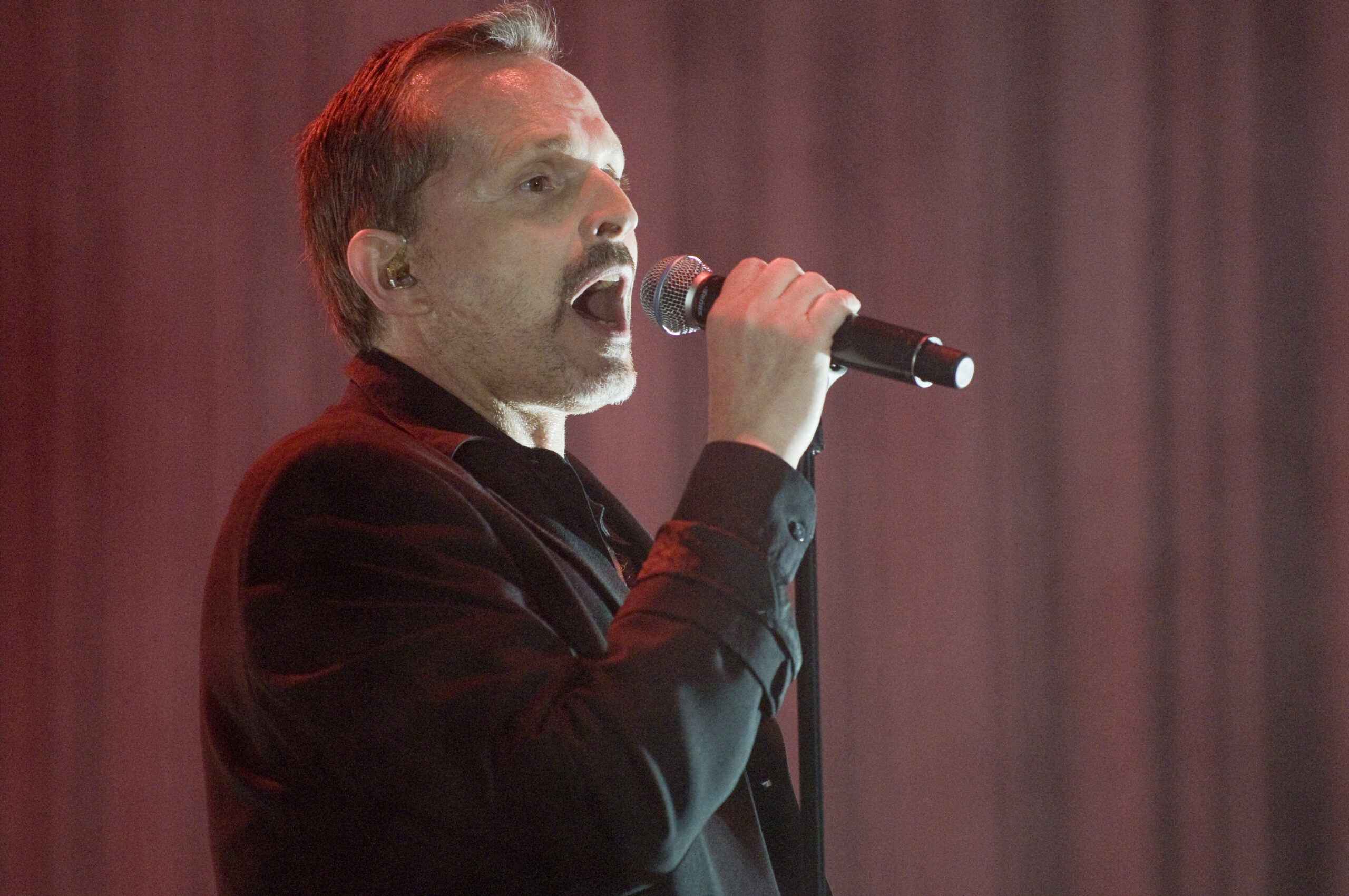 miguel-bose-recorrera-a-estados-unidos