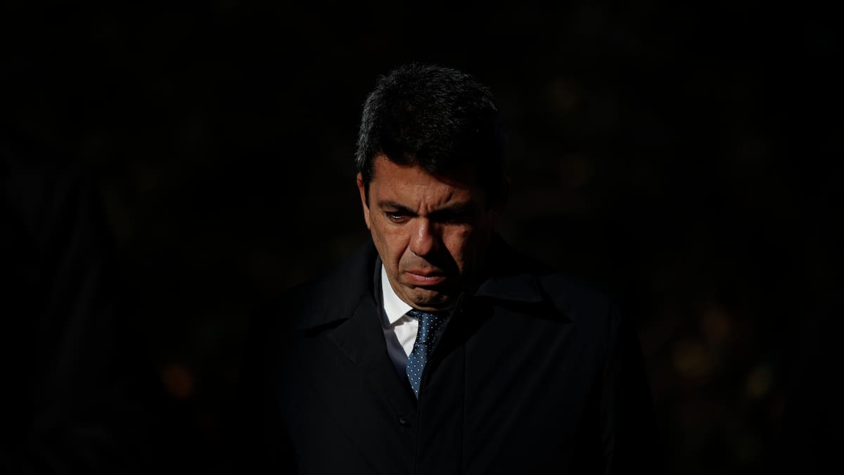 la-conversacion-integra-entre-emergencias-de-la-generalitat-y-la-aemet-la-manana-de-la-dana-demuestra-que-se-mantuvo-el-aviso-rojo-y-que-se-alerto-de-las-horas-de-mayor-preocupacion-y-donde