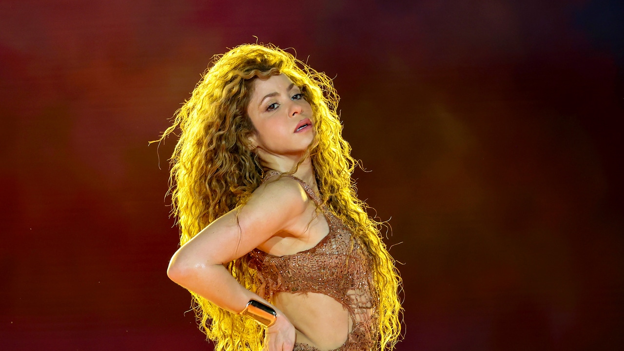 lluvia-de-criticas-a-shakira-por-su-dardo-espana,-al-que-llama-«pais-socialista»,-en-su-cancion-‘don’t-bother’