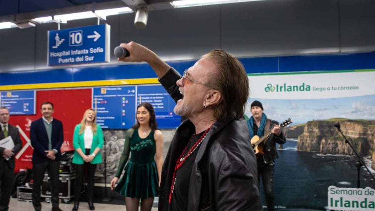 bono-y-the-edge,-de-u2,-aparecen-y-actuan-por-sorpresa-en-el-metro-de-madrid