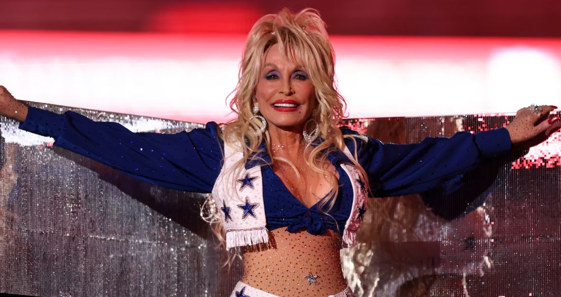 dolly-parton-esta-de-regreso