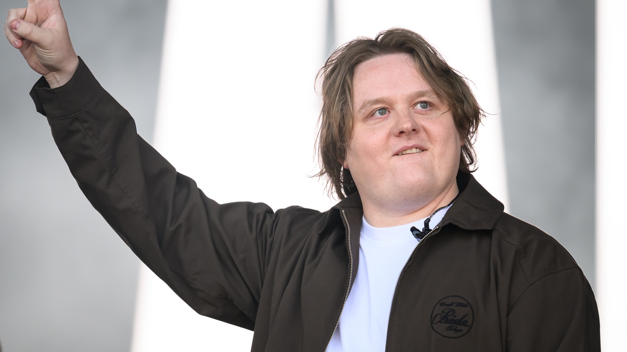 que-le-paso-a-lewis-capaldi:-la-enfermedad-que-le-aparto-de-los-escenarios