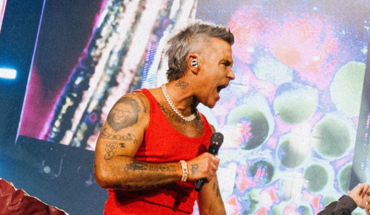 robbie-williams-revive-el-espiritu-britpop-en-barcelona-con-un-concierto-inolvidable