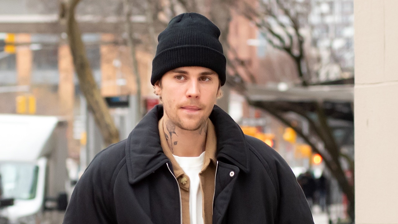 las-tiernas-fotografias-de-justin-bieber-con-su-hijo-jack-blues