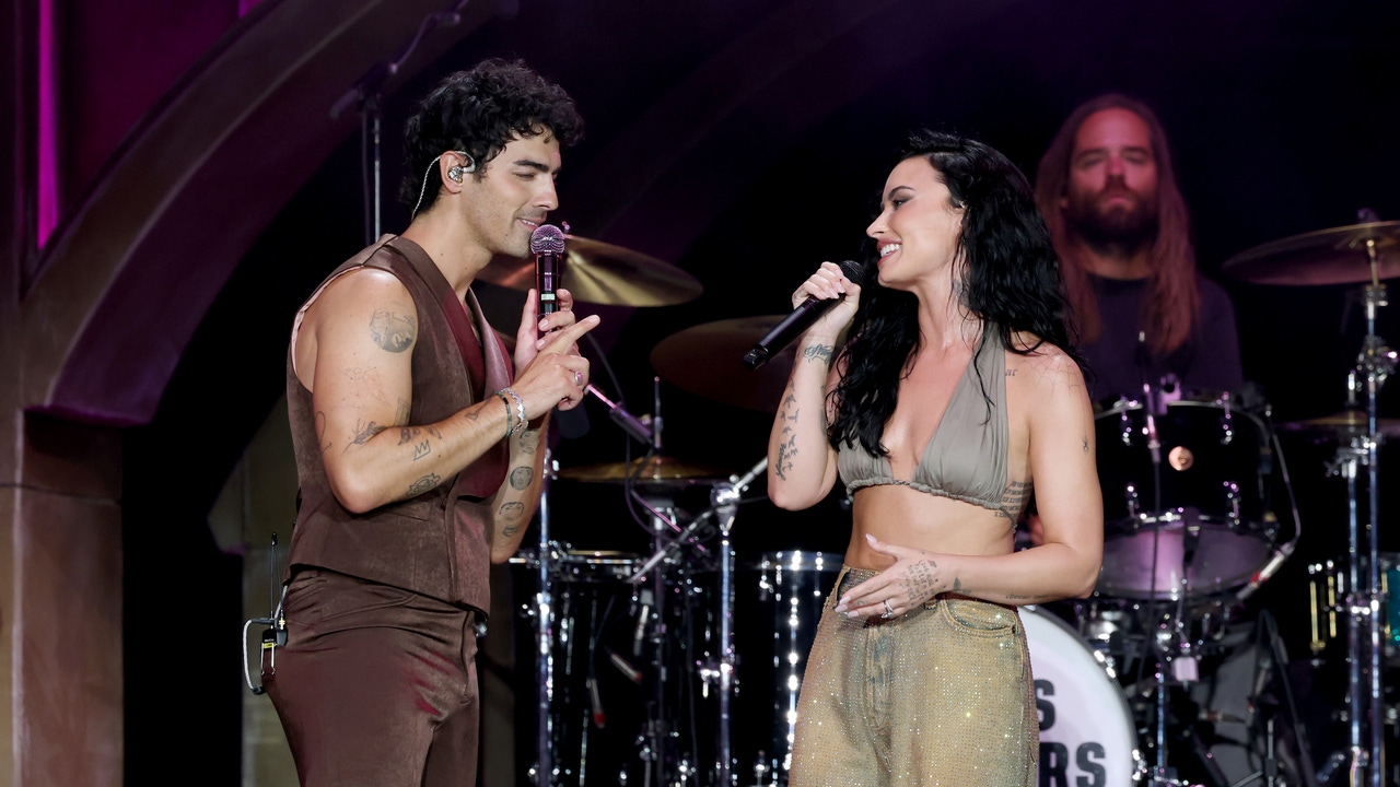 «hey-siri-reproduce-‘this-is-me'»:-las-palabras-de-demi-lovato-tras-su-reencuentro-con-los-jonas-brothers-en-concierto