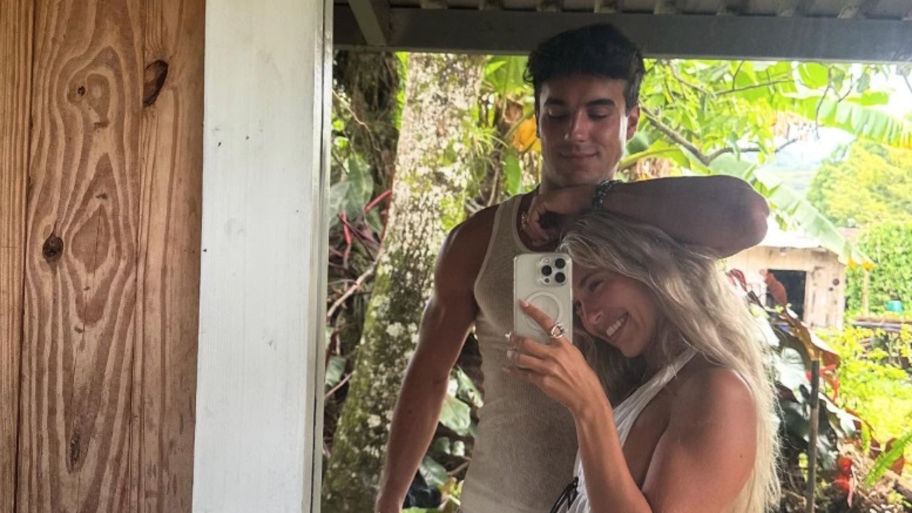 asi-estan-siendo-las-vacaciones-de-lujo-de-ana-mena-con-oscar-casas-en-el-salvador