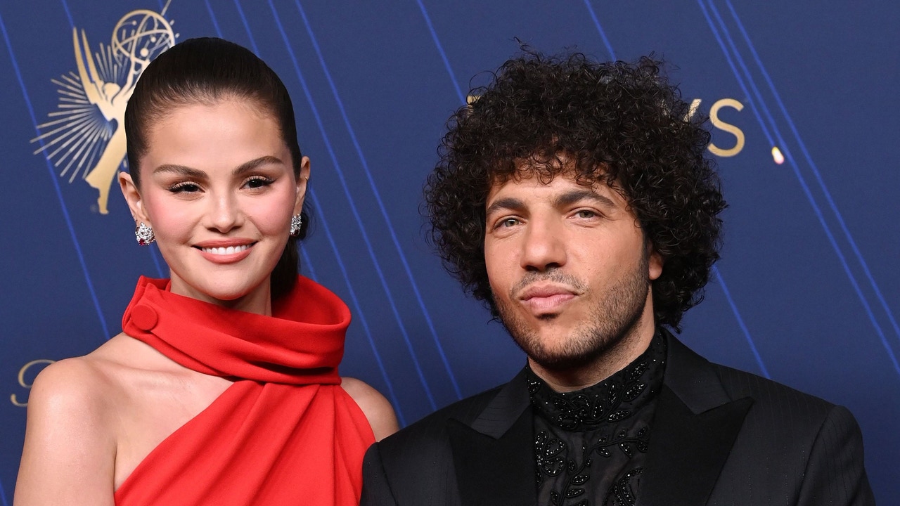 selena-gomez-se-casa-con-benny-blanco:-vestido,-invitados-y-todos-los-detalles-de-la-boda