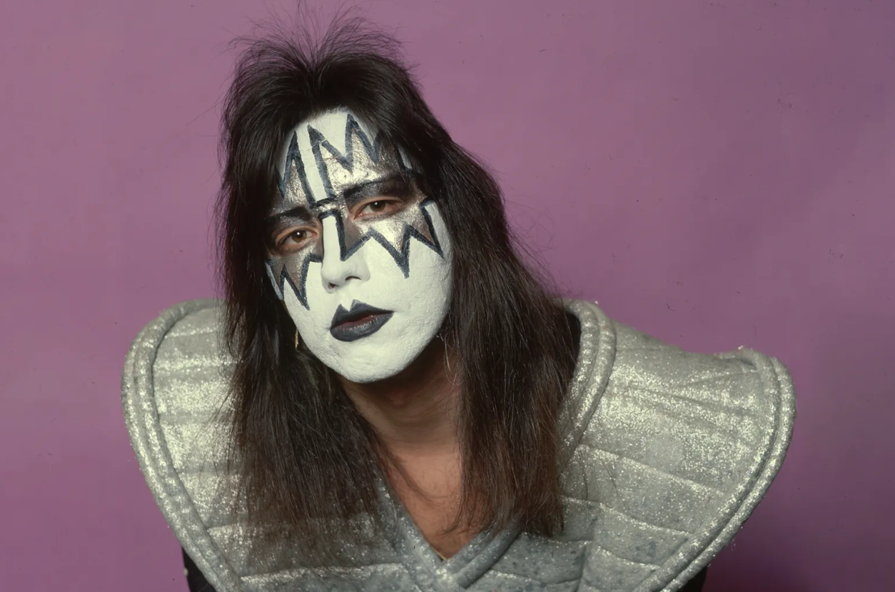 ace-frehley-fallece-a-los-74-anos