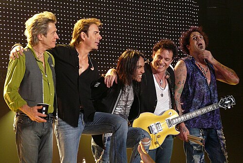 journey-anuncia-su-gira-de-despedida-‘final-frontier’-para-2026