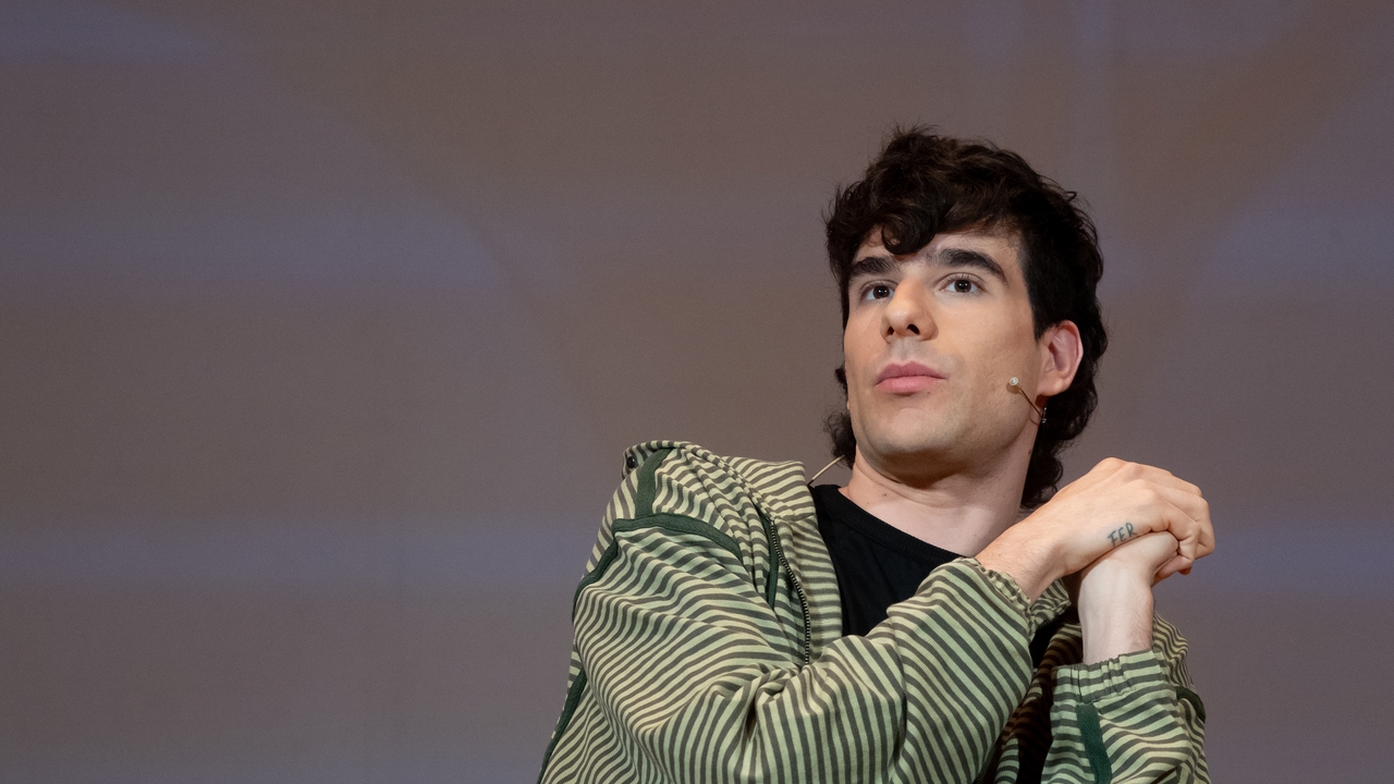 javier-calvo-se-pronuncia-tras-la-noticia-de-su-ruptura-con-ambrossi