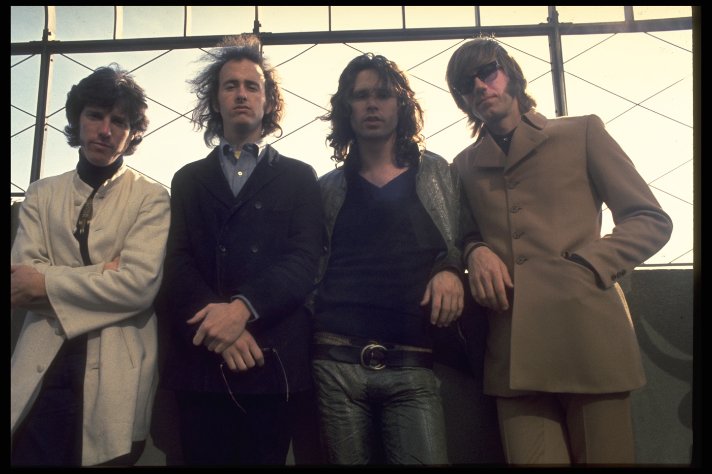 the-doors-celebran-su-60.o-aniversario-con-el-reestreno-en-cines-del-documental-when-you’re-strange