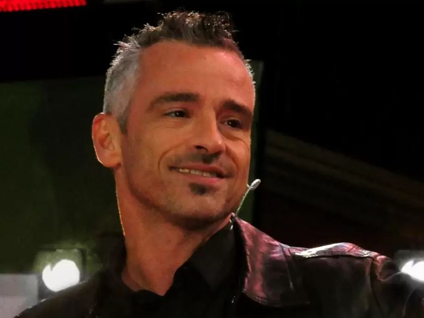 eros-ramazzotti-anuncia-nuevo-disco-y-gira-mundial-en-su-etapa-como-abuelo
