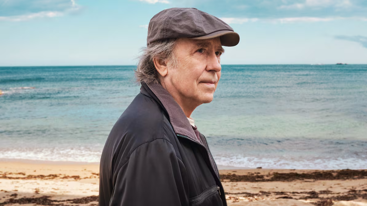 serrat-abandona-una-charla-en-la-fil-por-el-ruido-del-publico
