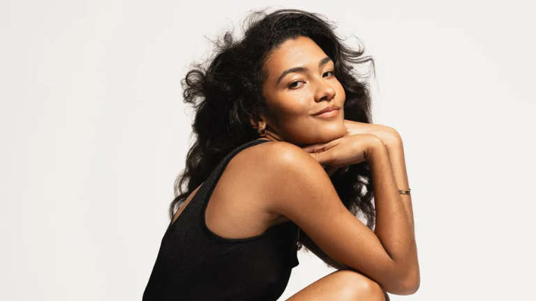 olivia-dean-y-djo-lideran-las-listas-de-ventas-britanicas-esta-semana