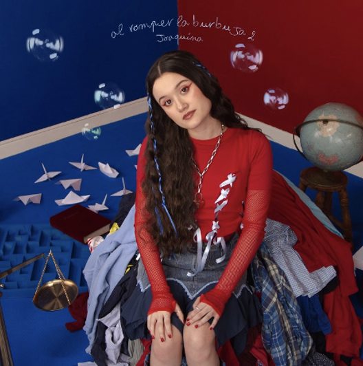 joaquina-publica-la-edicion-deluxe-de-su-debut-‘al-romper-la-burbuja-2’
