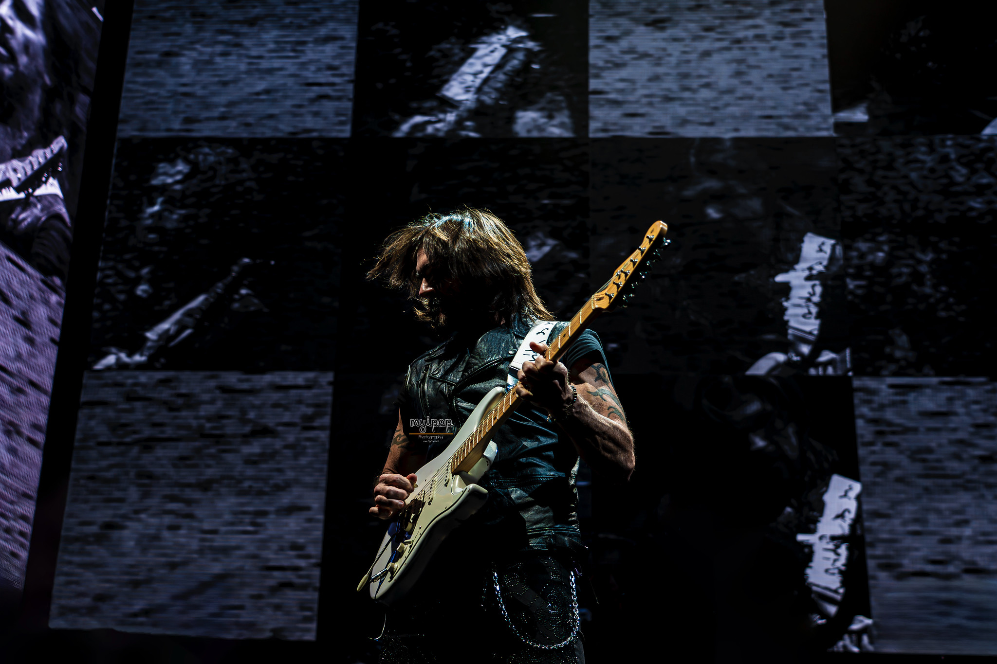 “nada-que-perder”-y-un-movistar-arena-a-sus-pies:-juanes-arrasa-en-madrid