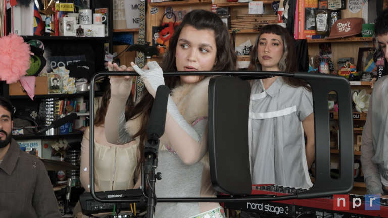 amaia-actua-por-primera-vez-en-tiny-desk-concert