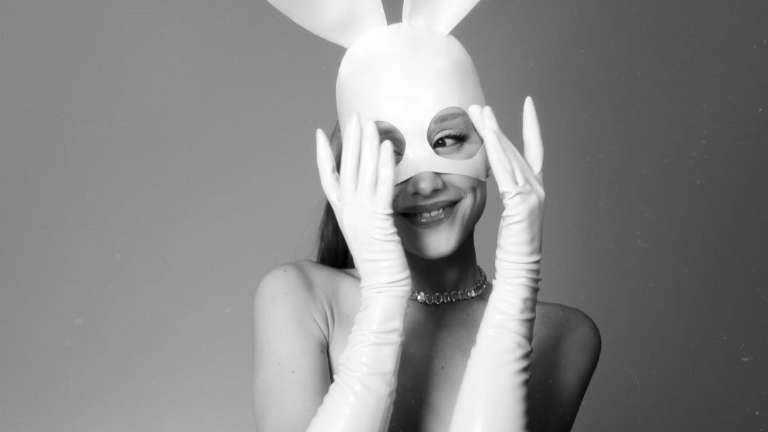 ariana-grande-publica-la-edicion-10o-aniversario-del-album-‘dangerous-woman’