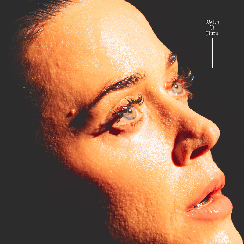 katy-perry-estrena-su-nuevo-single-‘watch-it-burn’