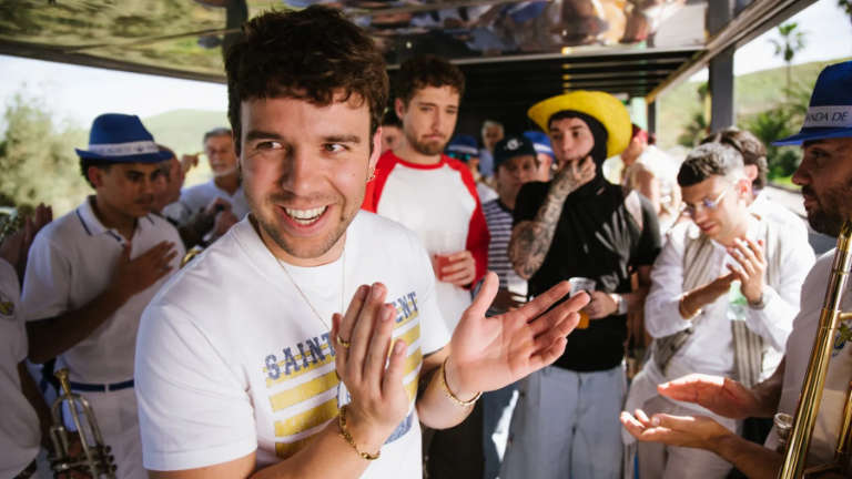 quevedo-sigue-lider-en-albumes-y-canciones-una-semana-mas