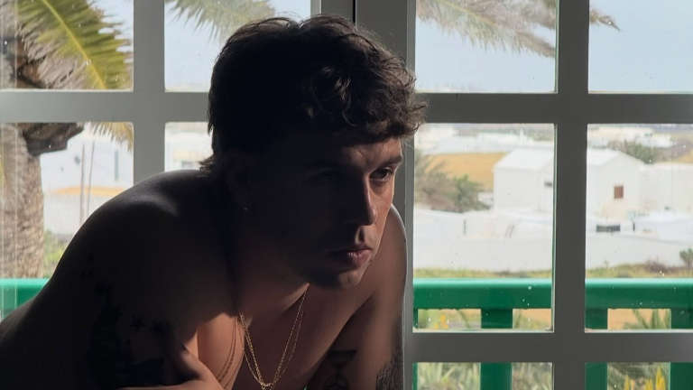 quevedo-mantiene-el-numero-1-en-albumes-y-singles-una-semana-mas