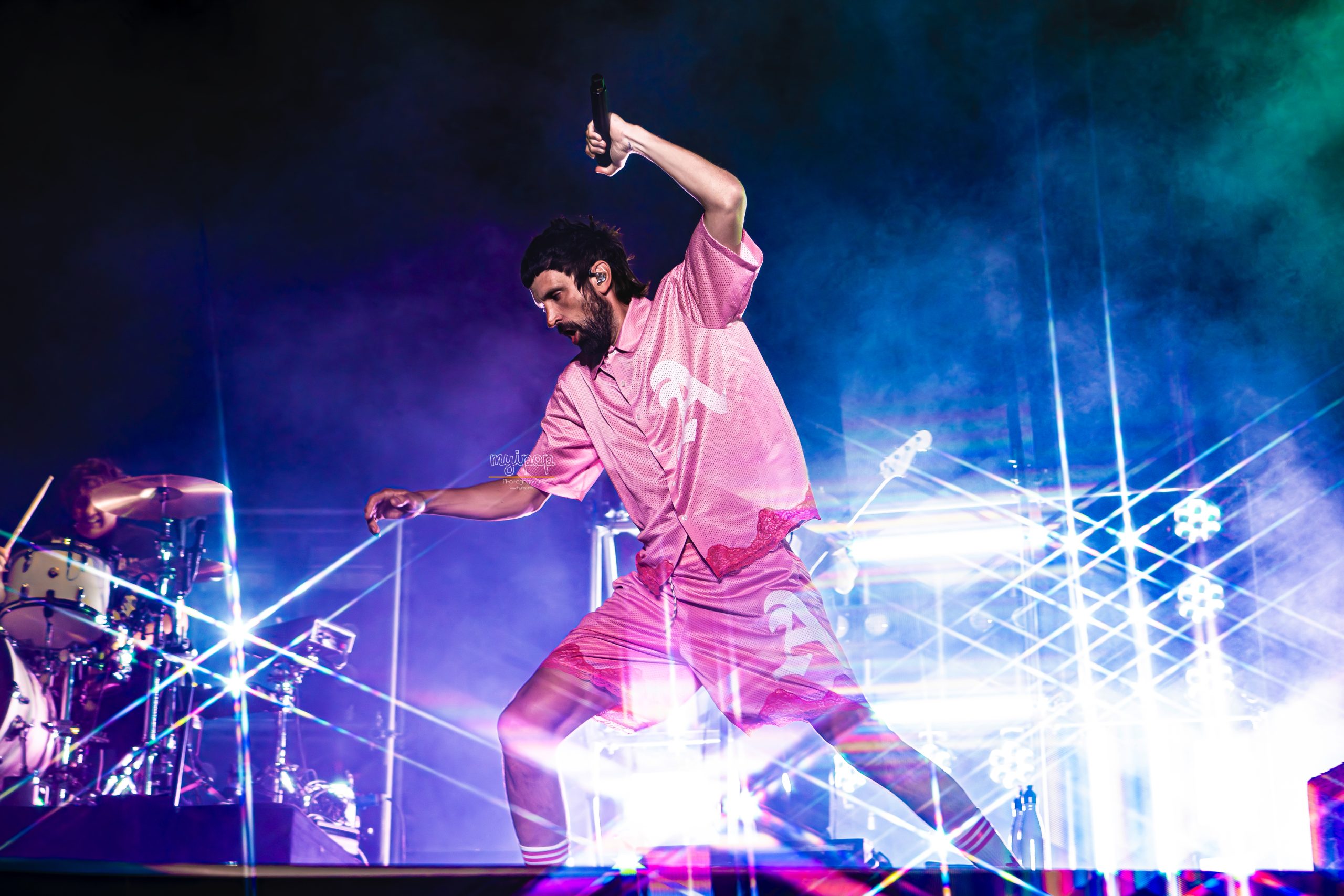 kasabian-publica-nuevo-album-‘act-iii’