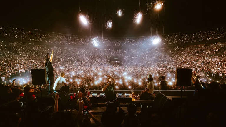 fred-again.-sube-a-youtube-el-concierto-completo-con-latin-mafia-en-ciudad-de-mexico