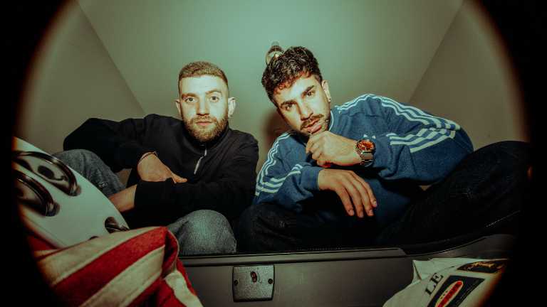 baliza,-el-duo-espanol-formado-en-dublin,-estrena-‘primavera’